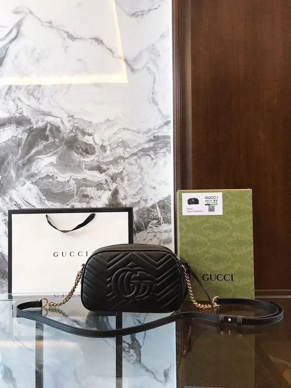 Gucci GG Marmont Small Matelassé Camera Bag